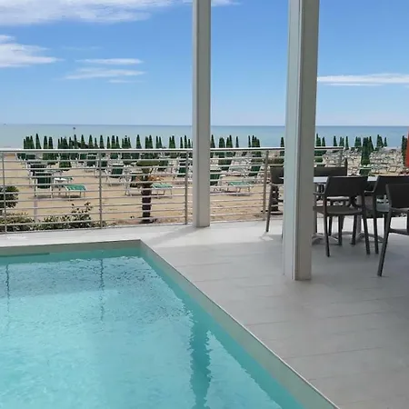 Hotel Corallo 3*
